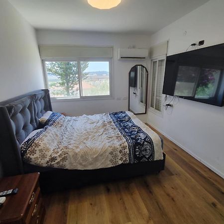 הסוויטה של דפנחי Apartment Ramat Yishay Exterior foto